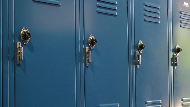 We need locker donors for the Senior Men’s and Women’s Provincials